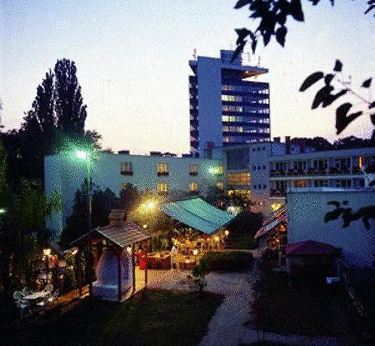 Nagyerdo Hotel Debrecen